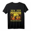 Vintage Monkey Pew Pew Madafakas T-Shirt – Lustiges Affen mit Pistolen Design, Perfekt als Geschenk zum Geburtstag, Weihnachten oder Vatertag