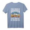 Herren Zum Angeln geboren zur Arbeit gezwungen - Lustiges Angler T-Shirt als Geschenk für Papa, Opa & Ehemann zum Vatertag oder Geburtstag
