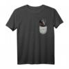 Dobie Dobermann Pinscher Pocket Liebhaber T-Shirt – Modisches Hundemotiv für Hundeliebhaber, Herrchen & Frauchen, perfekt als Geschenk für Hundeschule & Spaziergänge
