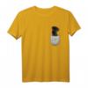 Süßer Riesen-Schnauzer Brust-Tasche Pocket T-Shirt für Hundebesitzer & Hundeliebhaber – Perfektes Geschenk zum Mutter- & Vatertag