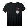 Zwergpinscher Miniature Pinscher Brust-Tasche Pocket Minpin T-Shirt – Perfektes Geschenk für Hundeliebhaber & Züchter