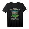 Flat Earth Society T-Shirt mit Turtle und Elefanten – Lustiges Geschenk für Wissenschaftler, Space-Fans, Lehrer und Gläubige an die flache Erde