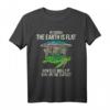 Flat Earth Society T-Shirt mit Turtle und Elefanten – Lustiges Geschenk für Wissenschaftler, Space-Fans, Lehrer und Gläubige an die flache Erde