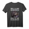 Zum Zocken geboren zur Arbeit gezwungen - Lustiges Gamer T-Shirt für Konsole & PC Zocker, perfekt als Geschenk für Nerds und Gaming-Fans