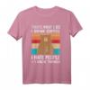 Drink Coffee I Hate People And I Know Things Bär Geschenk T-Shirt – Lustiges Kaffee T-Shirt für Morgenmuffel und Büro-Kollegen zum Geburtstag, Weihnachten & besonderen Anlässen