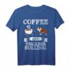 Englische Bulldogge Kaffee T-Shirt – Süßes Geschenk für Hundeliebhaber, Kaffee-Fans & Tierfreunde zu Weihnachten, Geburtstag oder Thanksgiving