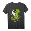 Französische Bulldogge auf T-Rex Dinosaurier Kinder T-Shirt - Lustiges Kinder Shirt für Jungen und Mädchen