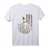 Bullterrier Camouflage Tarnfarbe T-Shirt mit US-Flagge - Perfektes Geschenk für Hundeliebhaber und patriotische Anlässe wie 4. Juli oder HapFrog