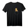 Capybara in Brusttasche T-Shirt - Lustiges Tiermotiv für Tierliebhaber und Capybara-Besitzer