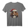 Cavalier King Charles Spaniel mit Weihnachtsmütze T-Shirt - Festliches Hundeshirt für Weihnachten & Hundeliebhaber