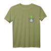 Chamäleon in Brusttasche Leguane Zucht Reptilien Geschenk T-Shirt – Perfekt für Reptilienliebhaber, Züchter & Farbwechsel-Fans zu Weihnachten & Geburtstag