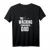 Cooles The Walking Chihuahua Dad Geschenk T-Shirt – Perfekt für Chihuahua Fans, Hundebesitzer & Serienliebhaber zu Geburtstag, Vatertag & Weihnachten