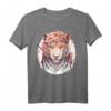Chinesisches Sternzeichen T-Shirt mit Aquarell-Blume und Tiger - Niedliches Horoskop-Design für Tierkreiszeichen-Liebhaber und Astrologie-Fans