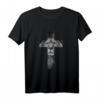 Löwe Kreuz König Herr Jesus Bibel Juda T-Shirt – Klassisch geschnitten mit doppeltem Saum, ideal für Christen und Glaubensbekenntnis