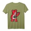 Darts T-Shirt mit Teddy und Dartpfeil - Perfektes Geschenk für Dartspieler, Hobby- und Profis, zu Geburtstag, Ostern & Weihnachten