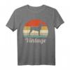Deutscher Pinscher Vintage Retro Style Hunde T-Shirt – Klassisch geschnitten, doppelt genähter Saum, ideal für Hundeliebhaber im Retro-Look