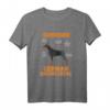 Dobermann Pinscher Superior German Engineering T-Shirt – Perfektes Geschenk für Hunde Liebhaber, Herrchen & Frauchen