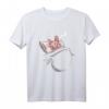 Sphynx Katze Liegt Im Bett Und Schläft Auf Einem Kissen T-Shirt – Perfekt für Katzenliebhaber, Morgenmuffel & Freunde haarloser Katzen