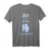 Just A Girl Who Loves Elephants - Tierliebhaber Elefanten T-Shirt für Damen, Herren & Kinder als Geschenk zu Geburtstag & Weihnachten