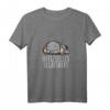 Lustiges Schlafshirt Pyjama Nachthemd mit Elefanten – Witziges Geschenk für Langschläfer, Morgenmuffel und Elefantenliebhaber