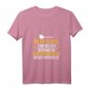 Damen Engel Flügel Hexen Besen T-Shirt mit lustigem Spruch – Humorvolles Damen Shirt für Alltag & Arbeit