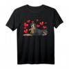 Entlebucher Sennenhund Hund mit Plüschtier und Herzen T-Shirt – Lustiges Hundemotiv für Hundehalter, Kinder und Hundeliebhaber