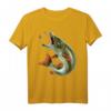 Angler T-Shirt mit Hecht beim Anbeißen - Perfektes Geschenk für Fischer zum Geburtstag, Weihnachten & Vatertag