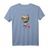 Kreatives Katzen Design: Katze stiehlt Fisch T-Shirt – Lustiges Tiermotiv für Katzen- und Fischfreunde als stylisches Geschenk