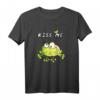 Kiss Me Frosch T-Shirt – Lustiges Tiermotiv im Comic Style für Kinder, Teens & Erwachsene, perfektes Geschenk zu Weihnachten & Geburtstag