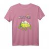 Kiss Me Frosch T-Shirt – Lustiges Tiermotiv im Comic Style für Kinder, Teens & Erwachsene, perfektes Geschenk zu Weihnachten & Geburtstag