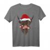 Weihnachten Schottisches Hochlandrind Kuh T-Shirt mit Weihnachtsmütze und Zuckerstange – Festliches Tiermotiv für Tier- und Weihnachtsliebhaber
