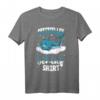 Offizielles Schlafshirt mit Hai-Motiv – Bequemes Bettshirt für Morgenmuffel, Schlafmützen & Hai-Fans, ideales Geschenk für Familie & Freunde