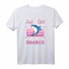 Just a Girl Who Loves Sharks - Lustiges Hai T-Shirt für Mädchen und Meeresliebhaberinnen