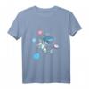 Transgender Hai im Weltraum Trans Pride T-Shirt - Klassisch geschnitten, doppelt genähter Saum für LGBTQ+ Support und Pride