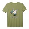 Killer Bunny Is My Spirit Animal - Lustiges Halloween Kaninchen T-Shirt mit Axt, Augenklappe & Latzhose