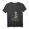 Damen Rette Die Erde, Die Katze Hat Funny Earth Day Cat Lover T-Shirt mit V-Ausschnitt – Trendiges umweltfreundliches Design für Katzenliebhaber & Klimaschützer