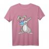 Dab Hase T-Shirt mit Sonnenbrille und Mundschutz – Lustiges Oster-Geschenk für Kinder und Erwachsene, perfekt für Karneval, Weihnachten und Geburtstagsfeiern