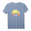 Katzenmotiv mit schwarzer Katze vor retro Sonne - Stylisches T-Shirt für Katzenmamas, Katzenpapas & Katzenliebhaber