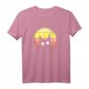 Katzenmotiv mit schwarzer Katze vor retro Sonne - Stylisches T-Shirt für Katzenmamas, Katzenpapas & Katzenliebhaber