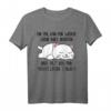 Lustiges Katzen-Schlafshirt für Damen und Herren – Witziges Faulenzer-Shirt für Morgenmuffel, Langschläfer und Katzenliebhaber