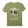 Kuh T-Shirt mit Spruch 'Meine Mädels rufen an aus dem Weg ich muss Kühe Melken' – Lustiges Landwirt-Shirt für Bauern und Rinderzüchter