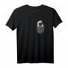 Mops Pug Pocket Hund Brusttasche T-Shirt – Lustiges Hundemotiv für Hundeliebhaber, Züchter & Fans, Perfektes Geschenk für Muttertag, Vatertag, Weihnachten & Geburtstag