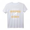 Vorsicht Vor Dem Frauchen Hund Spruch T-Shirt – Lustiges Geschenk für Hundeliebhaber zu Weihnachten & Geburtstag, klassisch geschnitten