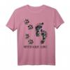 Never Walk Alone Hunde-Hemd mit Pfoten-Motiv – Perfektes Geschenk für Hundeliebhaber zu Geburtstagen, Muttertag, Vatertag & Weihnachten