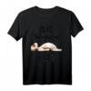 Is It Savasana Yet? Hunde Yoga T-Shirt – Humorvolles Geschenk für Yoga-Liebhaber & Meditierende, Perfekt für Geburtstag & Weihnachten