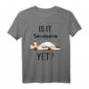 Is It Savasana Yet? Hunde Yoga T-Shirt – Humorvolles Geschenk für Yoga-Liebhaber & Meditierende, Perfekt für Geburtstag & Weihnachten