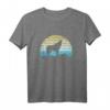 Wolf Geschenk Retro Vintage T-Shirt mit Hund, Husky und Mond - Perfekte Geschenkidee für Wolf- und Tierliebhaber zu Geburtstag, Weihnachten, Vatertag & Muttertag