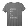 Wochenenden Wein Irischer Wolfshund T-Shirt – Perfektes Geschenk für Irischer Wolfshund Besitzer & Hundeliebhaber mit Irish Wolfhound Illustration