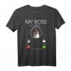 Jack Russel my Boss T-Shirt – Lustiges Hundemotiv für Hundebesitzer, Hunde Papa, Mama, Oma & Opa – Perfektes Geschenk für Tierfreunde