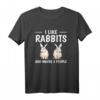 I Like Rabbits And Maybe 3 People - Lustiges Kaninchen T-Shirt für Kinder, Damen & Herren als Geschenk oder Tierzubehör